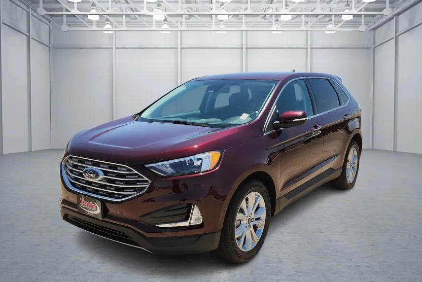 2024 Ford Edge Titanium photo 1