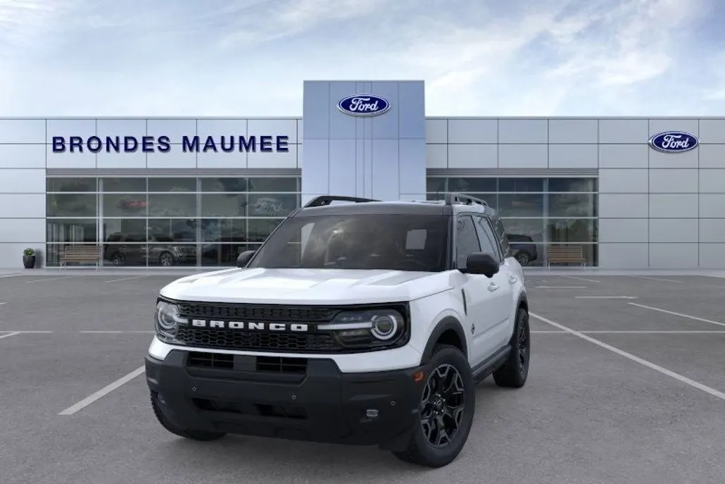 2025 Ford Bronco Sport Outer Banks photo 1