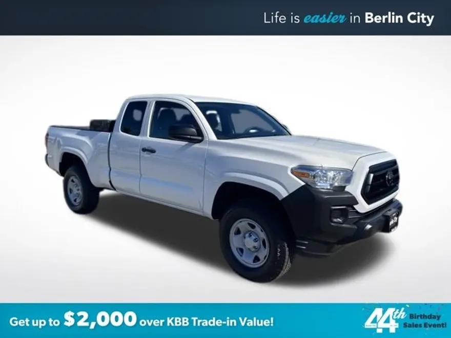 2021 Toyota Tacoma SR5 photo 1