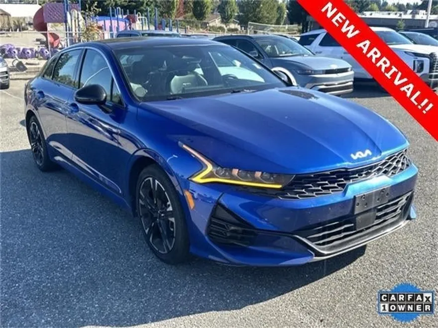 2022 Kia K5 GT-Line photo 1