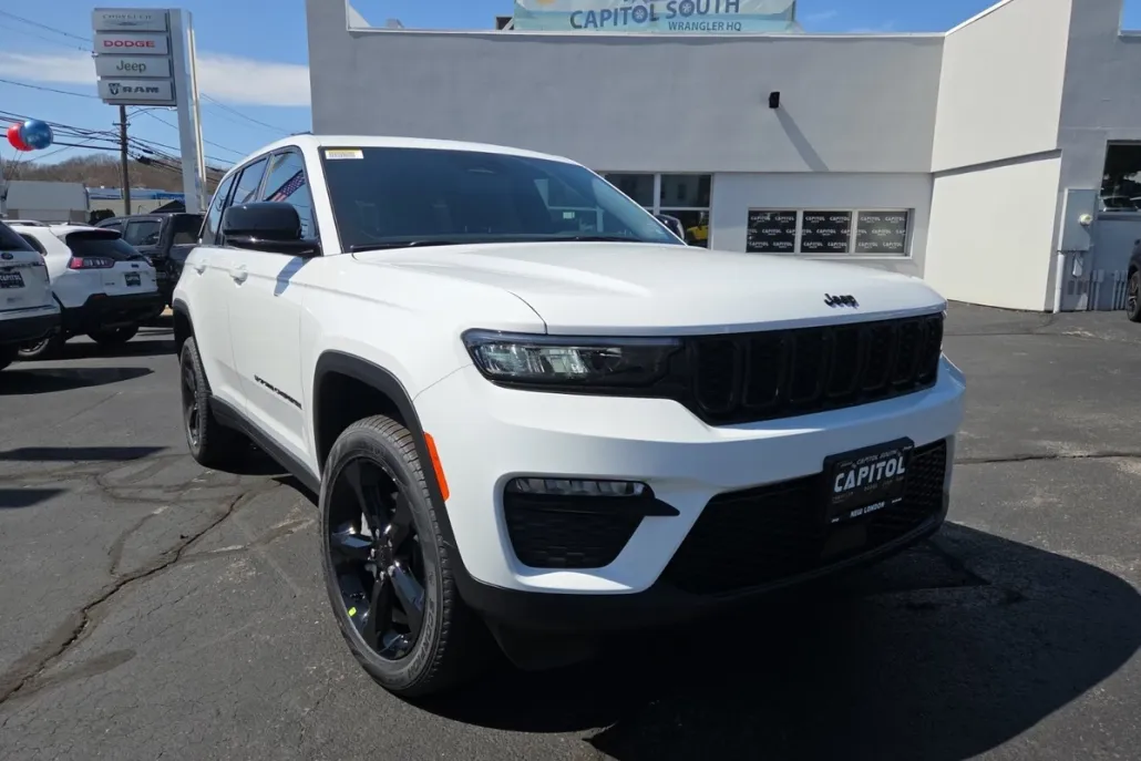 2025 Jeep Grand Cherokee Limited photo 1
