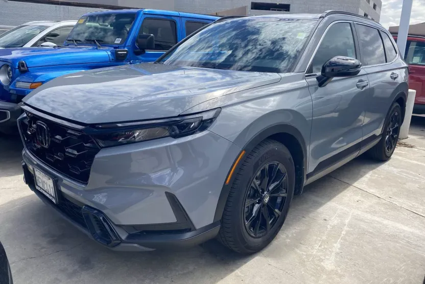 2023 Honda CR-V Hybrid Sport photo 1