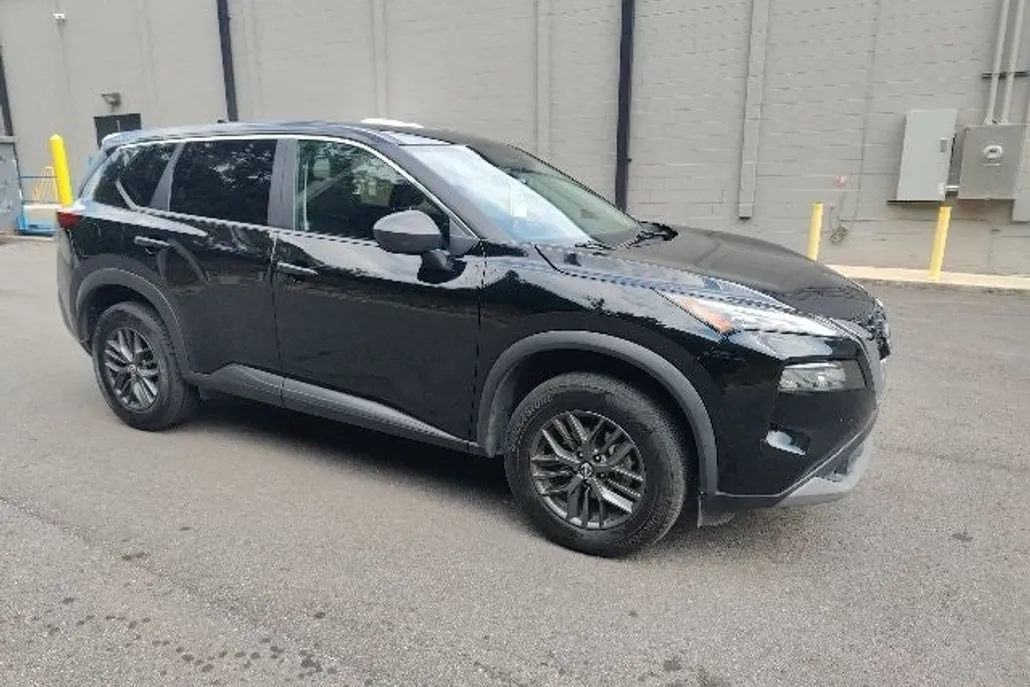 2023 Nissan Rogue S photo 1