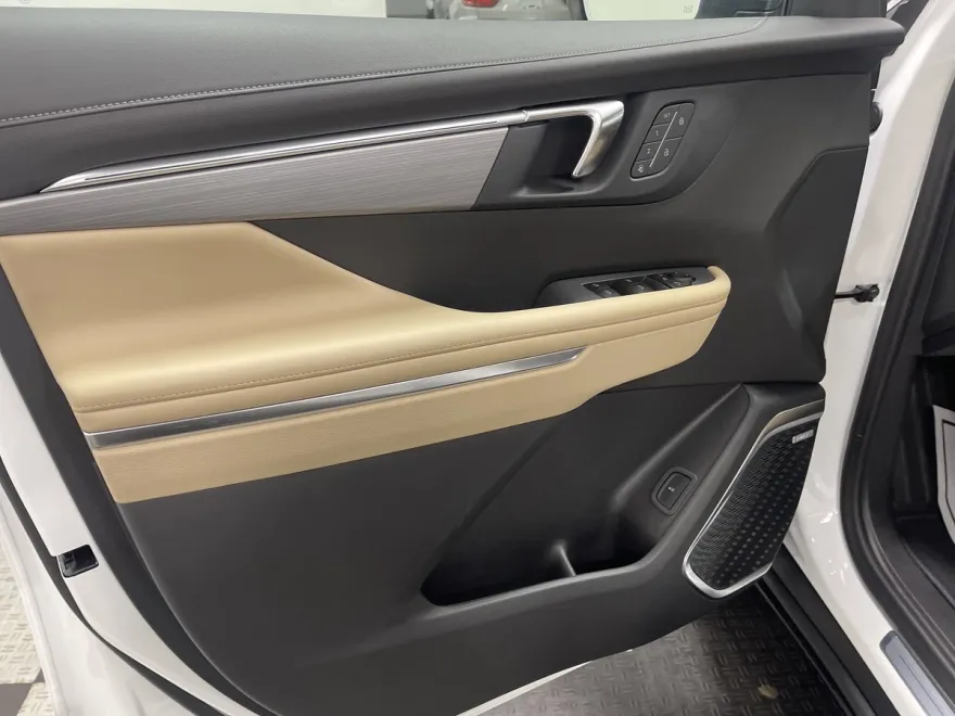 2025 Buick Enclave Preferred photo 1