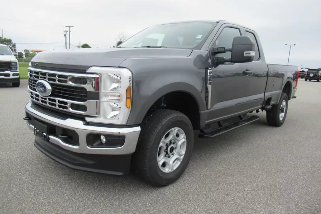 2026 Ford F-350 photo 1