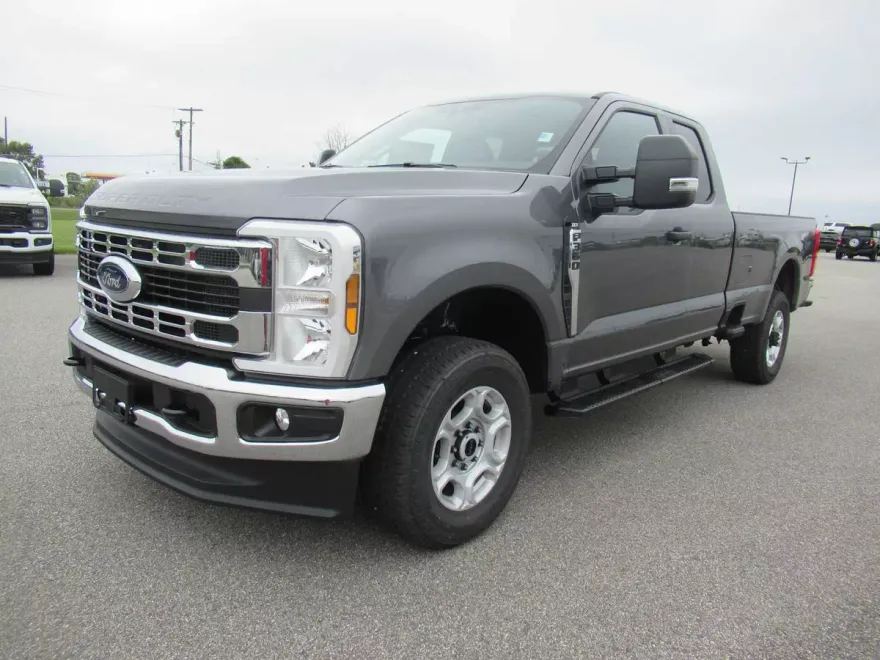 2026 Ford F-350 photo 1