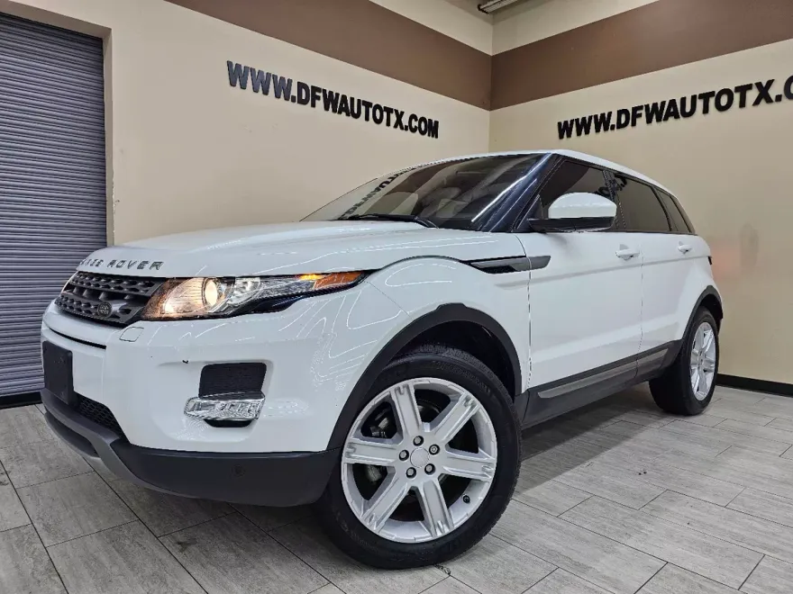 2015 Land Rover Range Rover Evoque Pure Plus photo 1