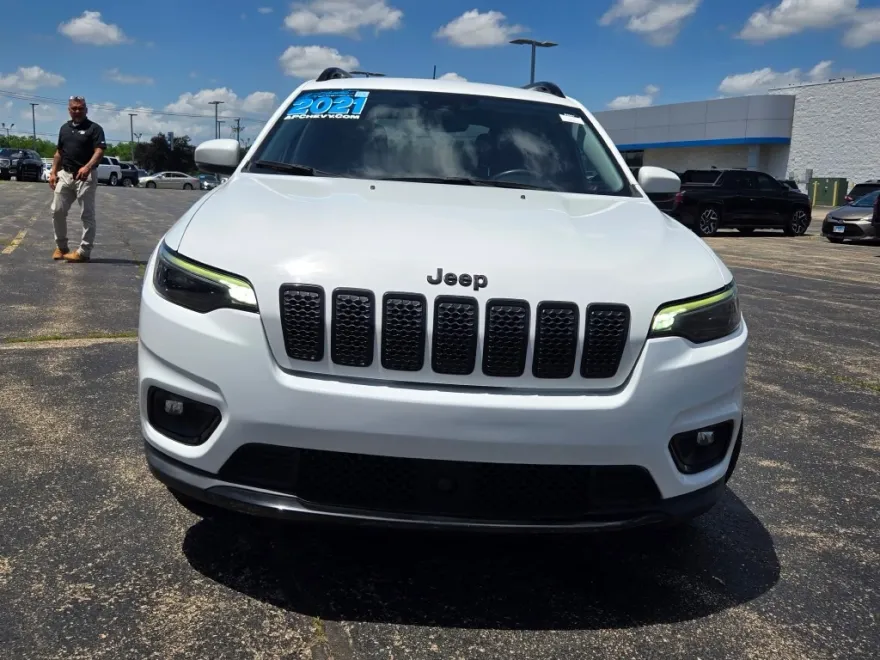 2021 Jeep Cherokee Altitude photo 1