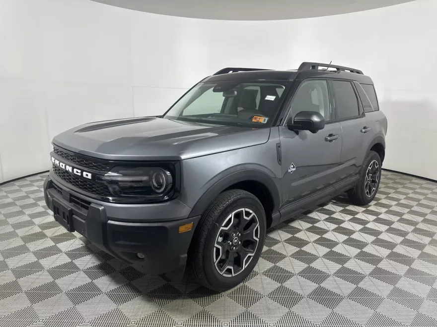 2025 Ford Bronco Sport Outer Banks photo 1