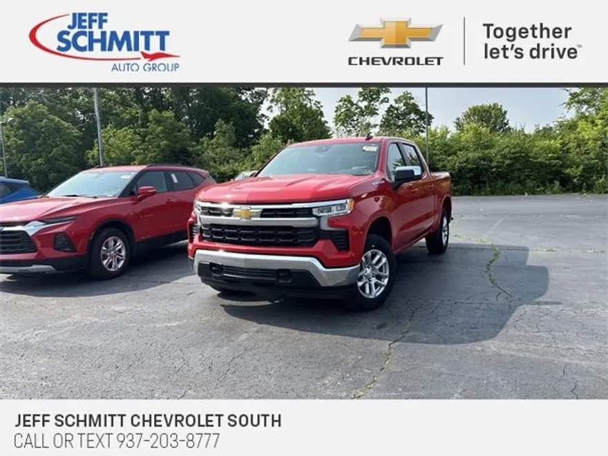 2022 Chevrolet Silverado 1500 LT photo 1