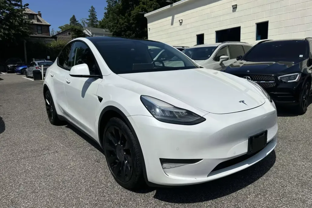 2020 Tesla Model Y Long Range Performance photo 1
