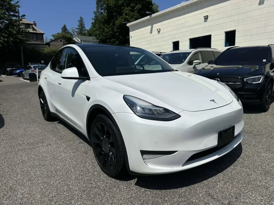 2020 Tesla Model Y Long Range Performance photo 1