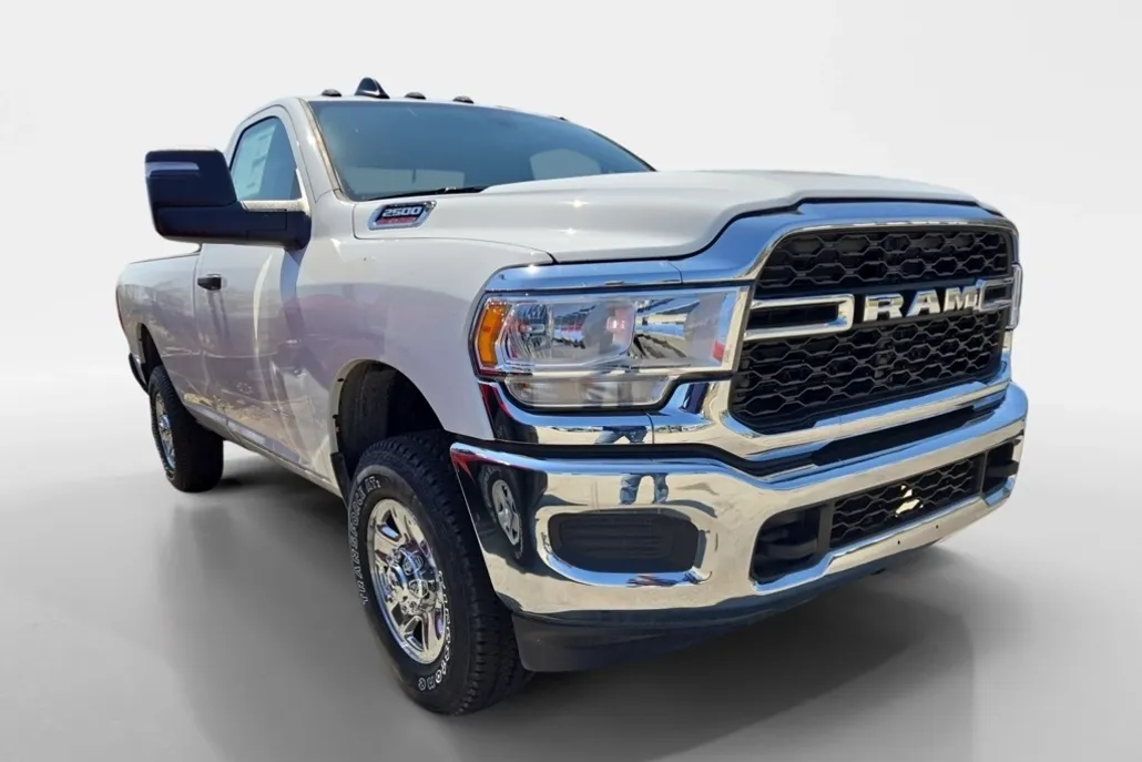 2024 Ram 2500 Tradesman photo 1