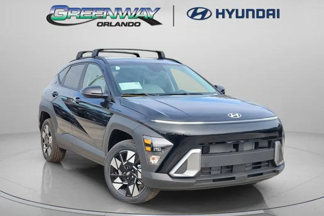 2025 Hyundai Kona SEL photo 1