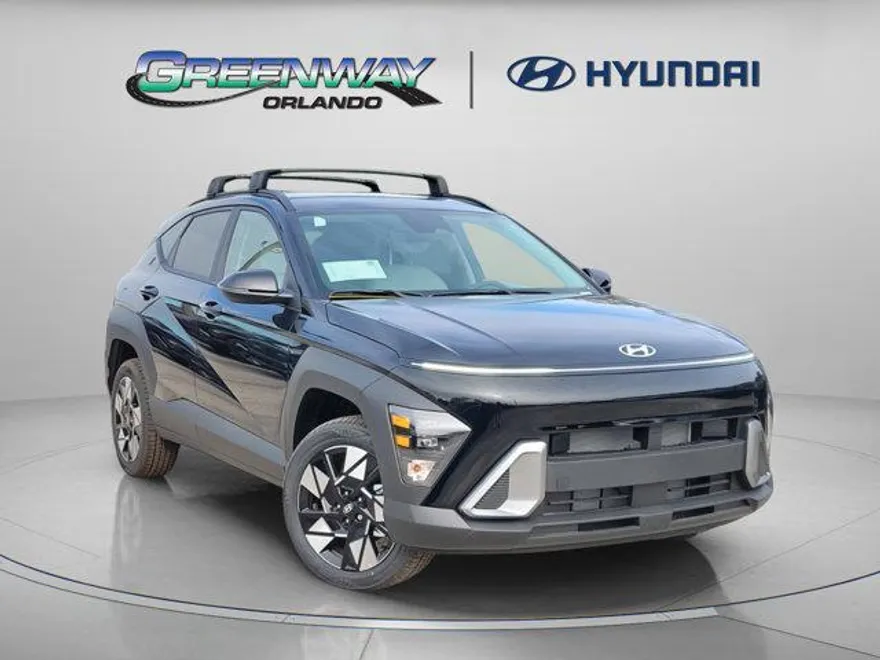 2025 Hyundai Kona SEL photo 1