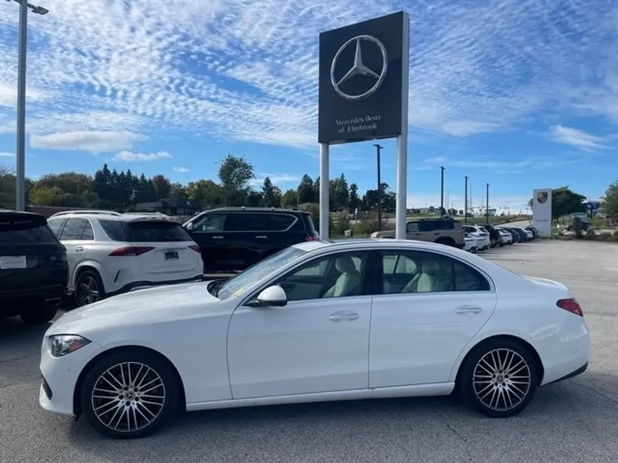 2024 Mercedes Benz C 300 photo 1