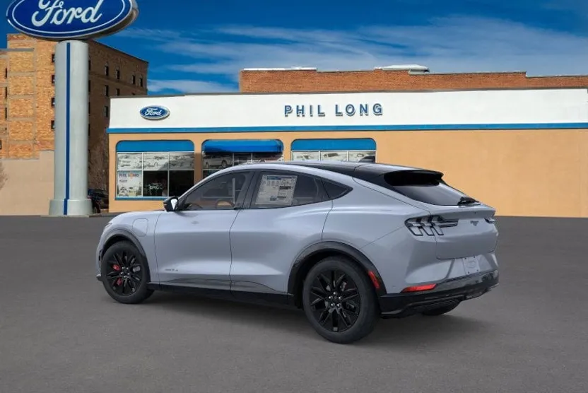 2025 Ford Mustang Mach-E Premium photo 1