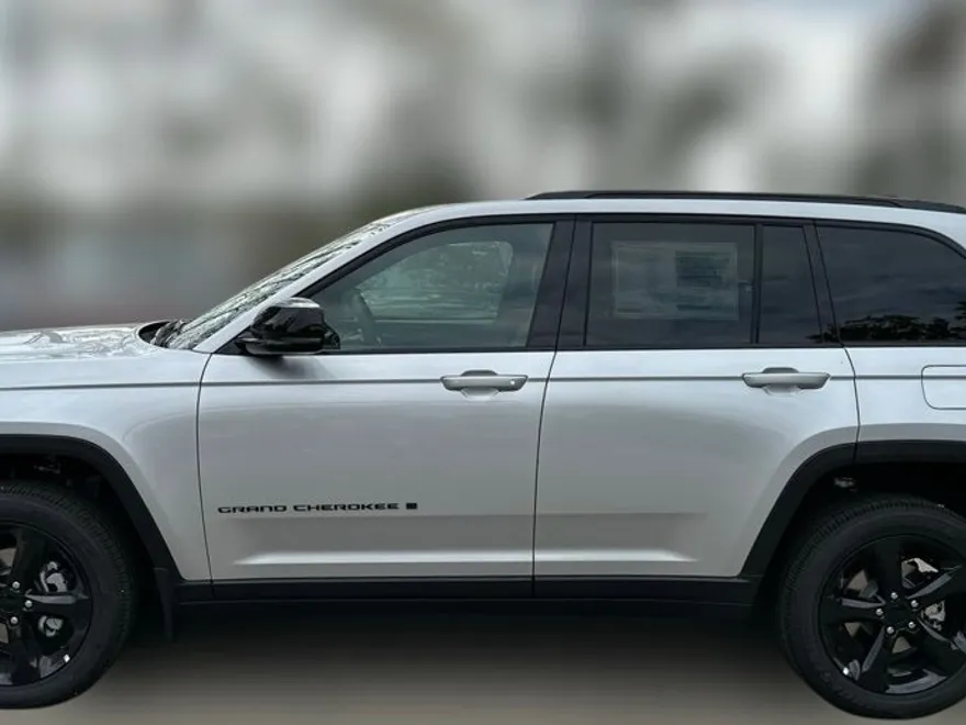 2025 Jeep Grand Cherokee Altitude X photo 1
