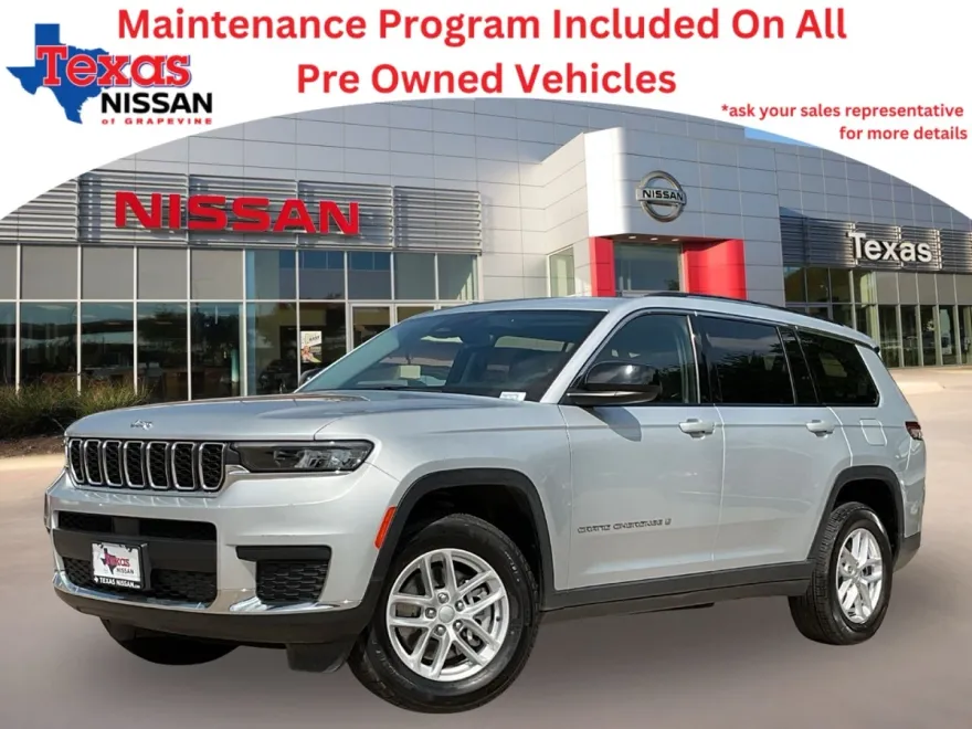 2023 Jeep Grand Cherokee Laredo photo 1