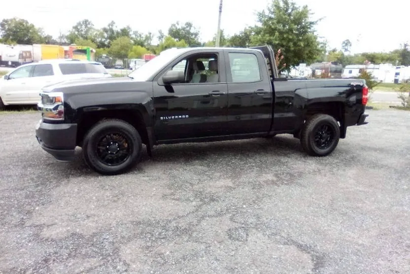 2017 Chevrolet Silverado 1500 Work Truck photo 1