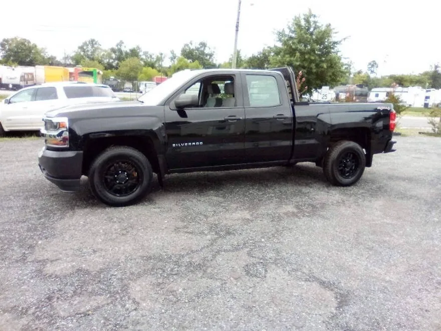2017 Chevrolet Silverado 1500 Work Truck photo 1