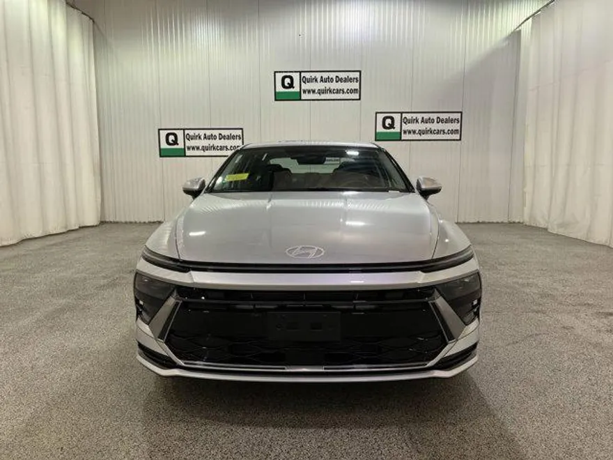 2026 Hyundai Sonata SEL Sport photo 1