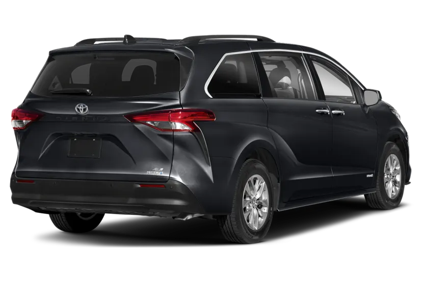 2024 Toyota Sienna XLE photo 1