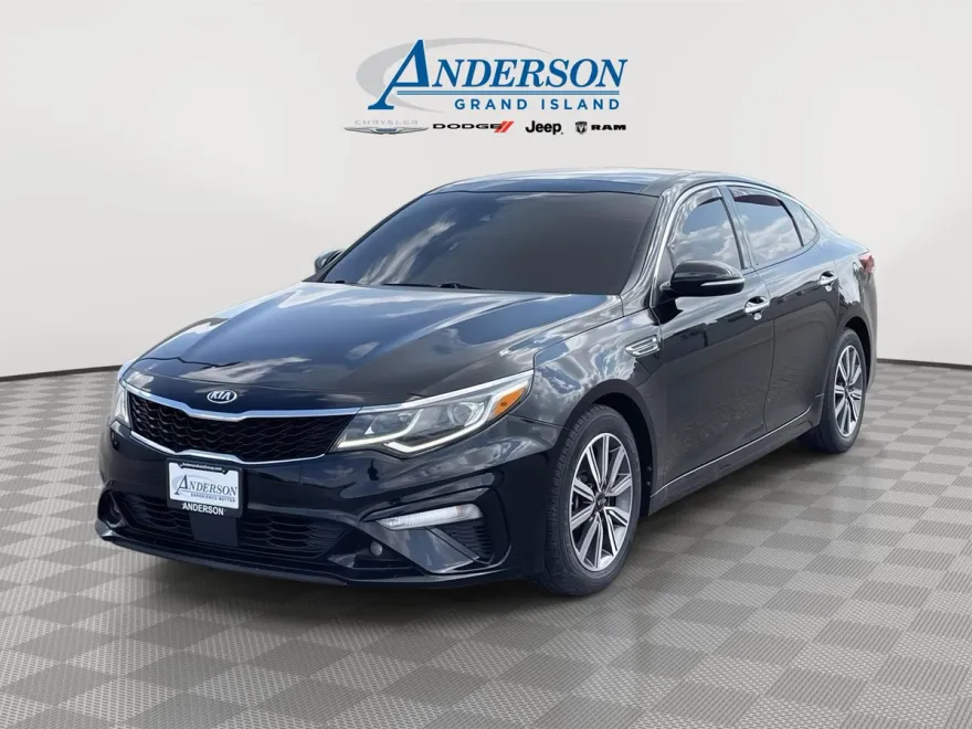2020 Kia Optima EX Premium photo 1