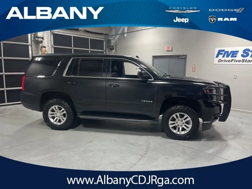 2017 Chevrolet Tahoe LS photo 1