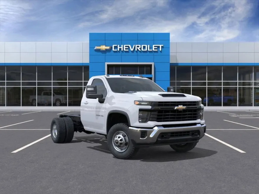 2025 Chevrolet Silverado 3500HD Work Truck photo 1