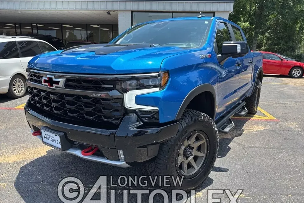 2024 Chevrolet Silverado 1500 ZR2 photo 1