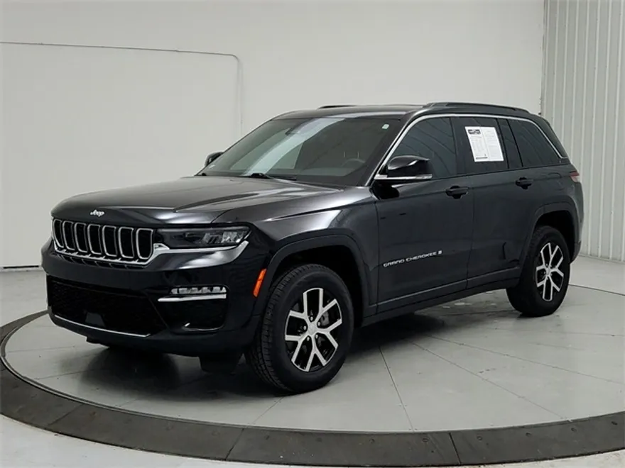 2024 Jeep Grand Cherokee Limited photo 1