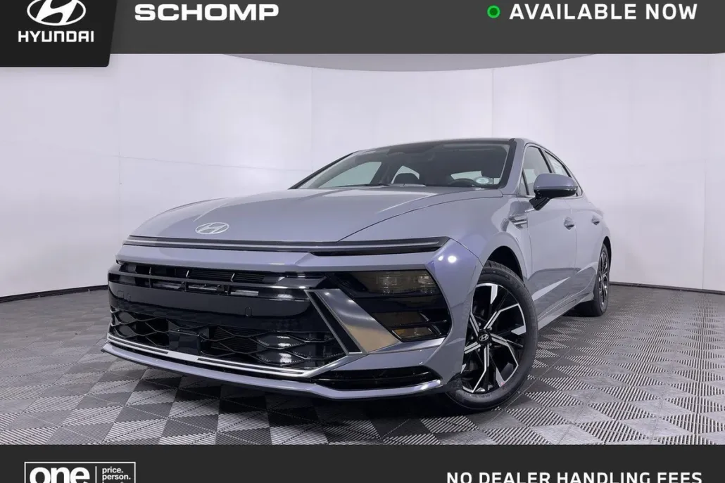 2025 Hyundai Sonata SEL photo 1