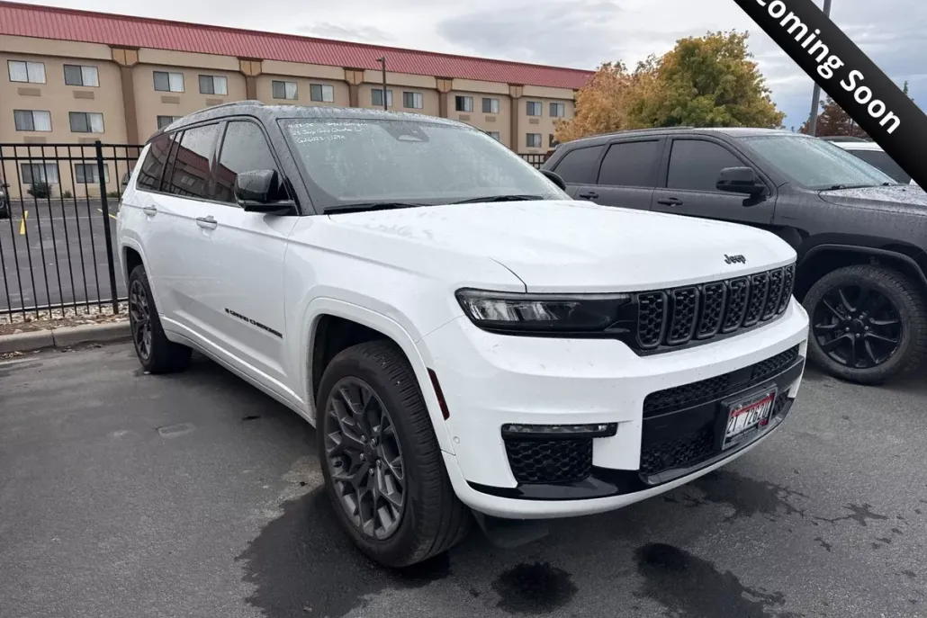 2023 Jeep Grand Cherokee L Summit Reserve photo 1