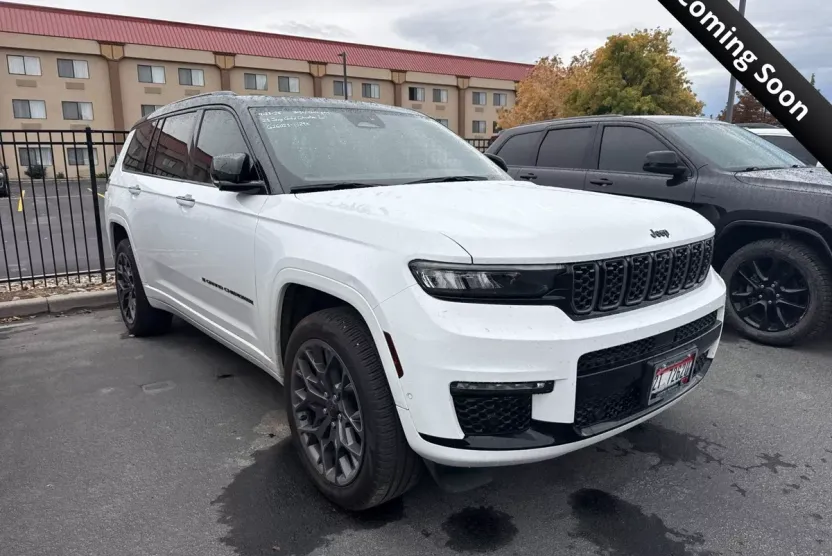 2023 Jeep Grand Cherokee L Summit Reserve photo 1