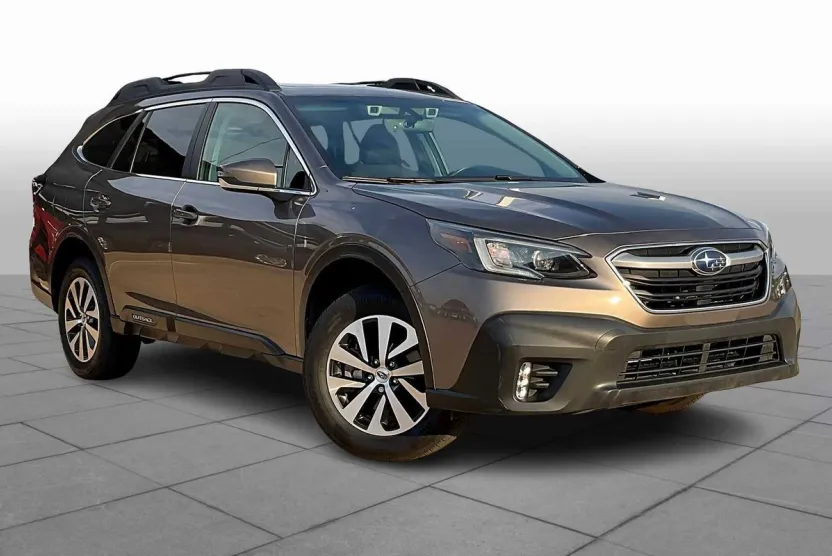 2022 Subaru Outback Premium photo 1