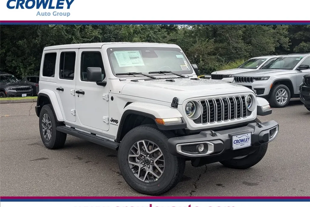 2025 Jeep Wrangler Sahara photo 1