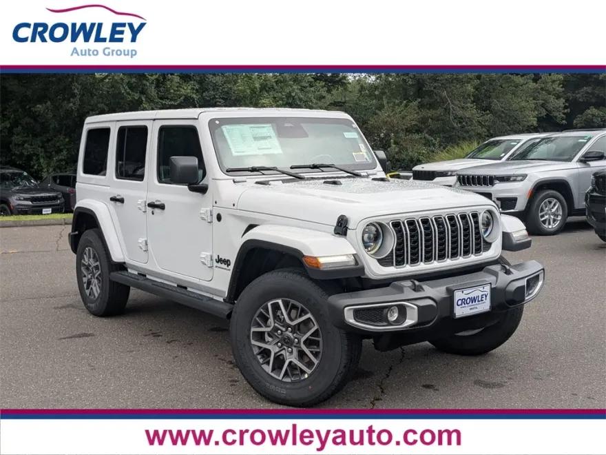 2025 Jeep Wrangler Sahara photo 1
