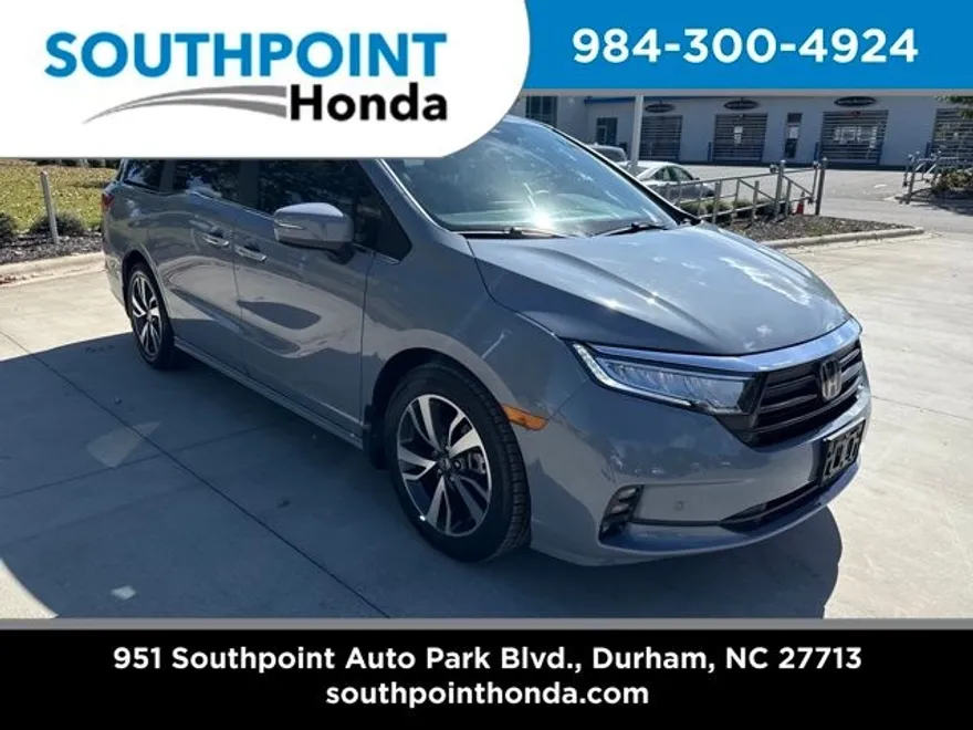 2024 Honda Odyssey Touring photo 1