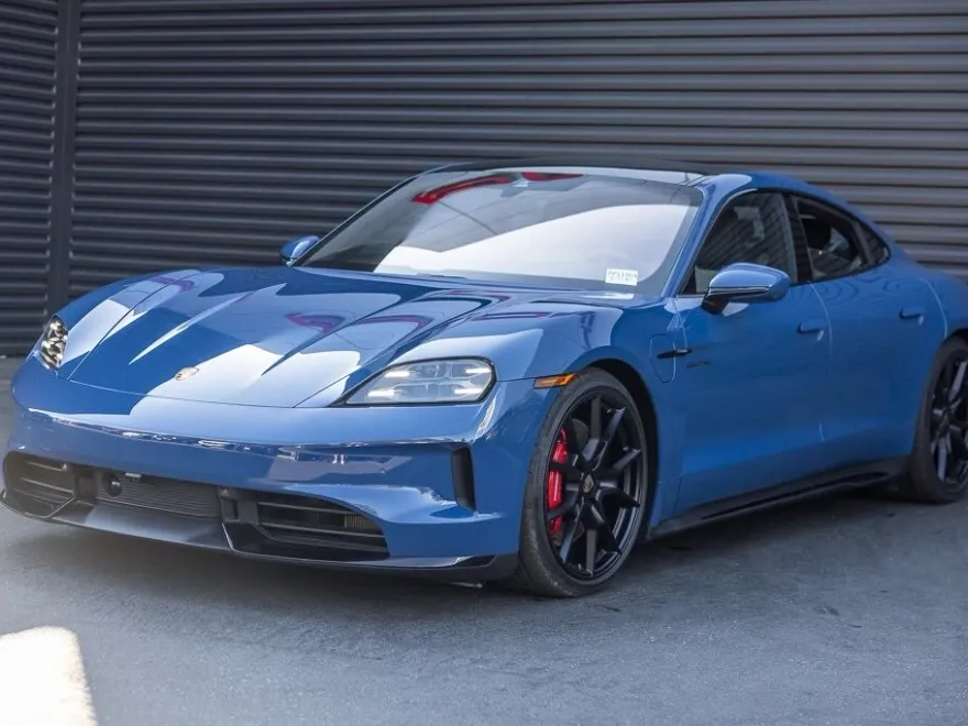 2026 Porsche Taycan GTS photo 1