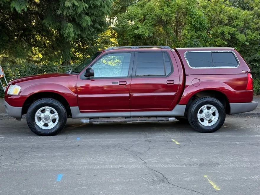 2001 Ford Explorer Sport Trac photo 1