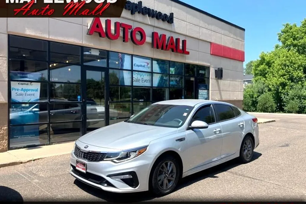 2020 Kia Optima LX photo 1