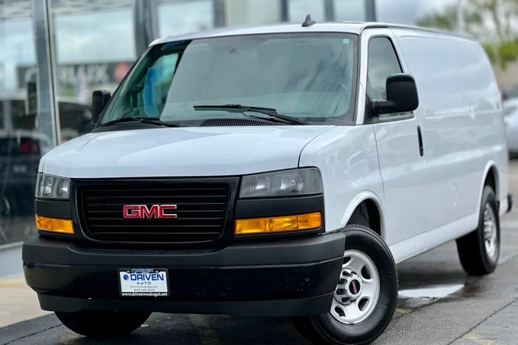2018 Gmc Savana Cargo 3500 photo 1