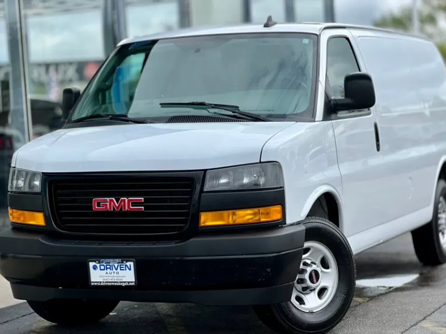 2018 Gmc Savana Cargo 3500 photo 1
