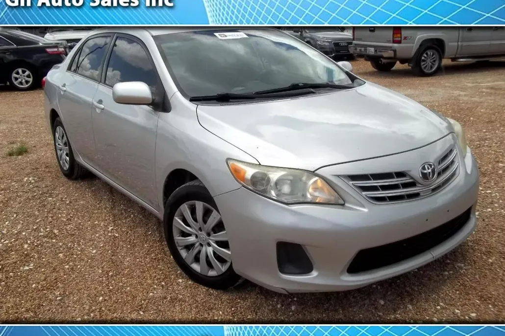 2013 Toyota Corolla Base photo 1