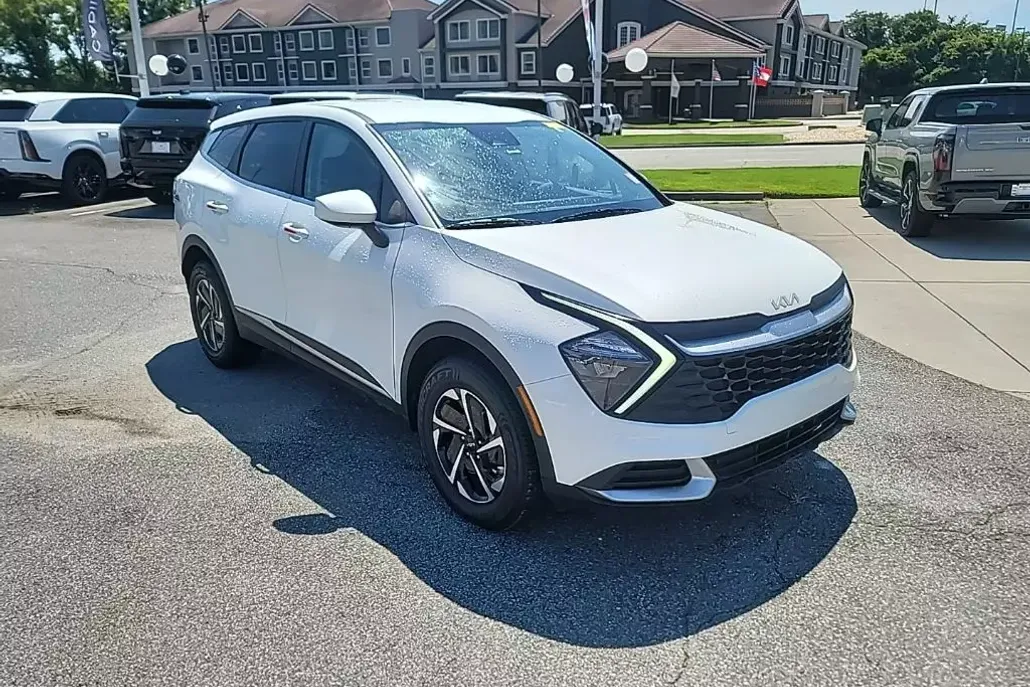 2023 Kia Sportage Hybrid LX photo 1