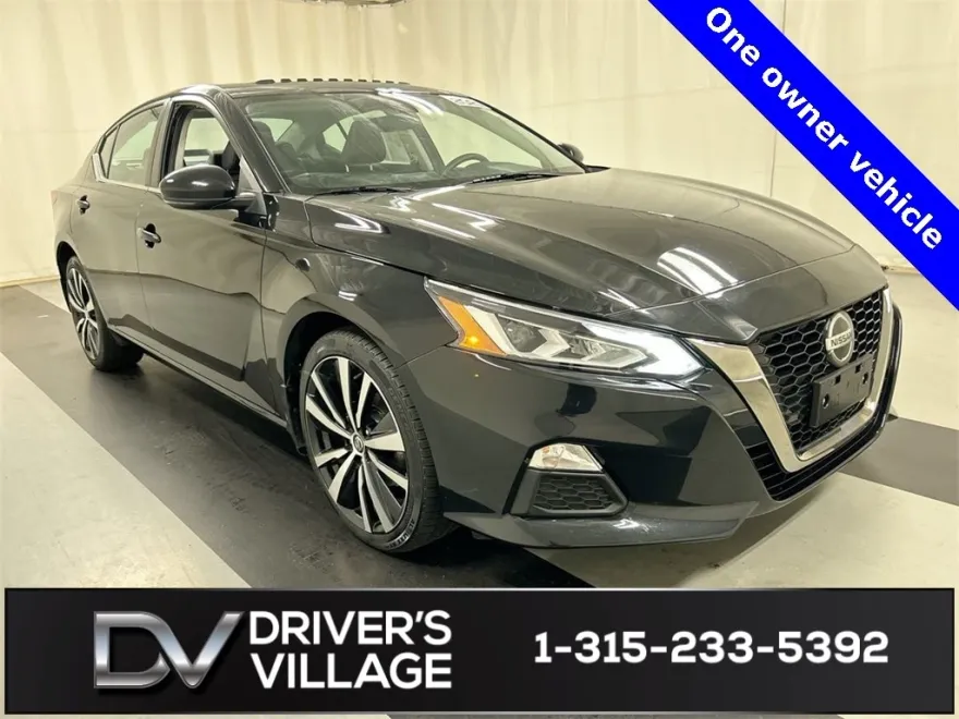2021 Nissan Altima 2.5 SR photo 1
