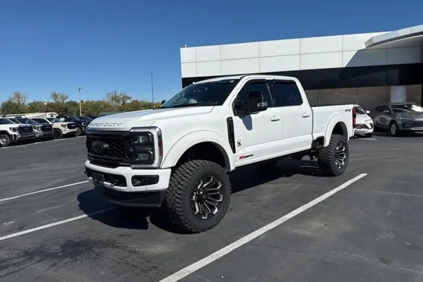 2024 Ford F-250 photo 1