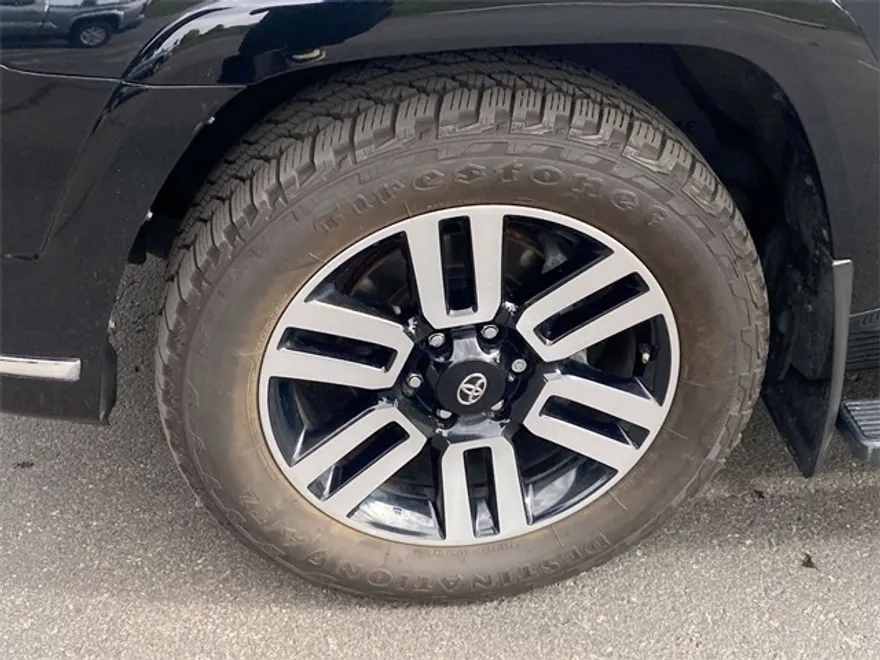 2022 Toyota 4Runner Limited 4WD photo 1