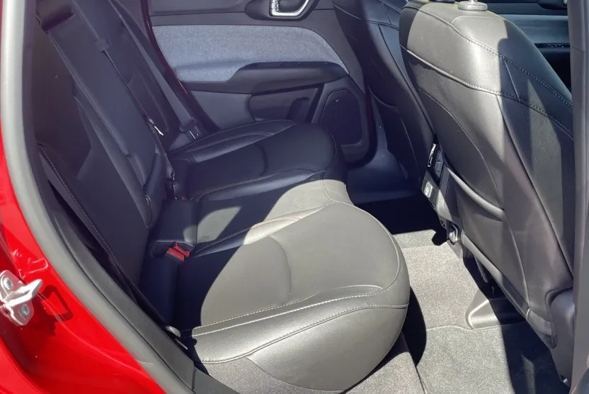2024 Jeep Compass Latitude Lux photo 1